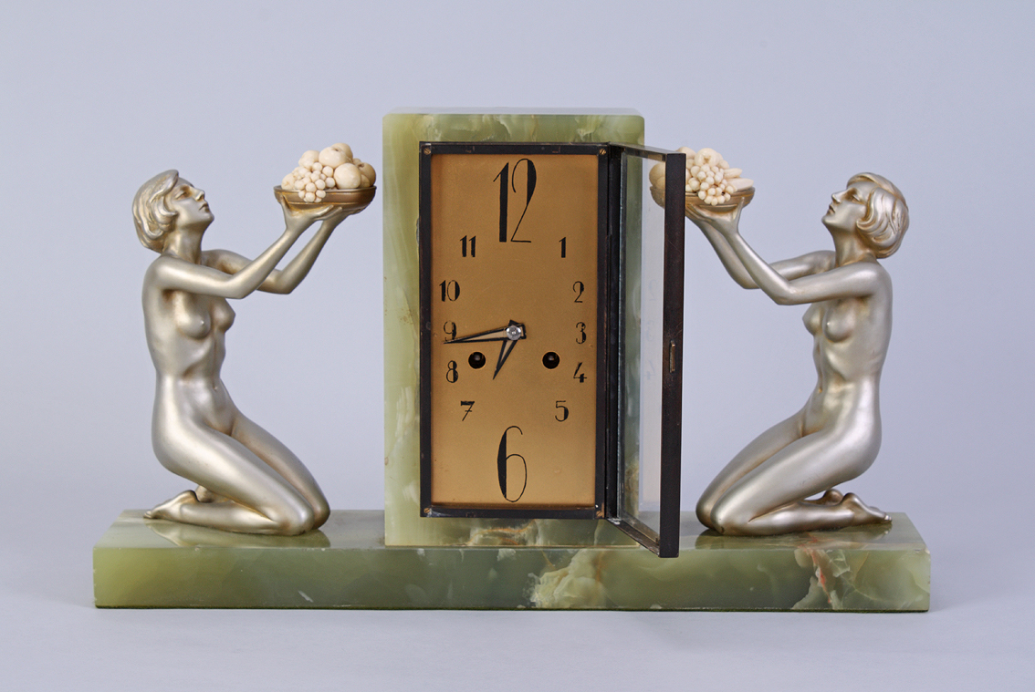 Fruit Bowl Clock by Preiss